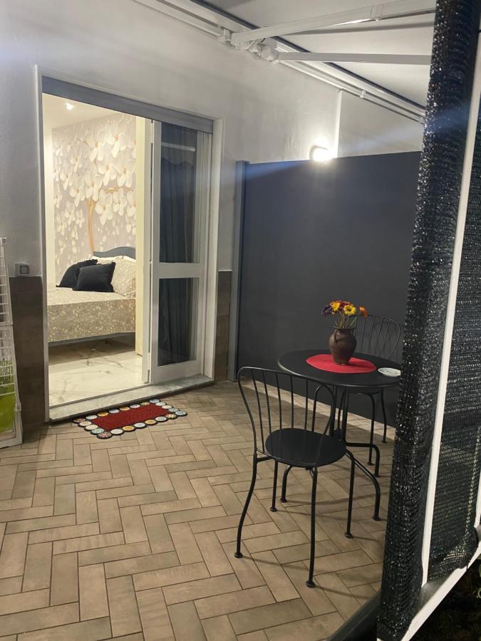 מלון נאפולי Terrazza Annunziata מראה חיצוני תמונה